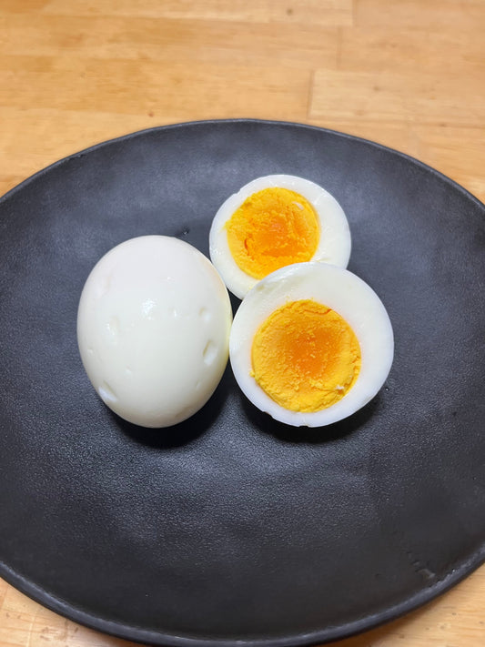 もう失敗しない！ぷるぷる半熟からホクホク固ゆでまで──理想のゆで卵をマスターする方法